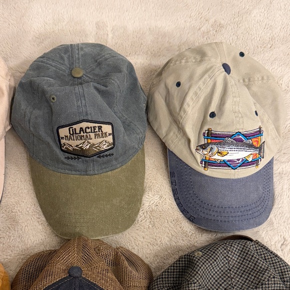 Assorted Baseball Caps Collection - Picture 4 of 9
